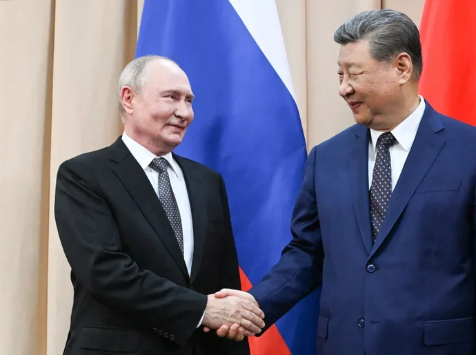 China e Rússia desenham juntos nova governança global, diz Xi Jinping