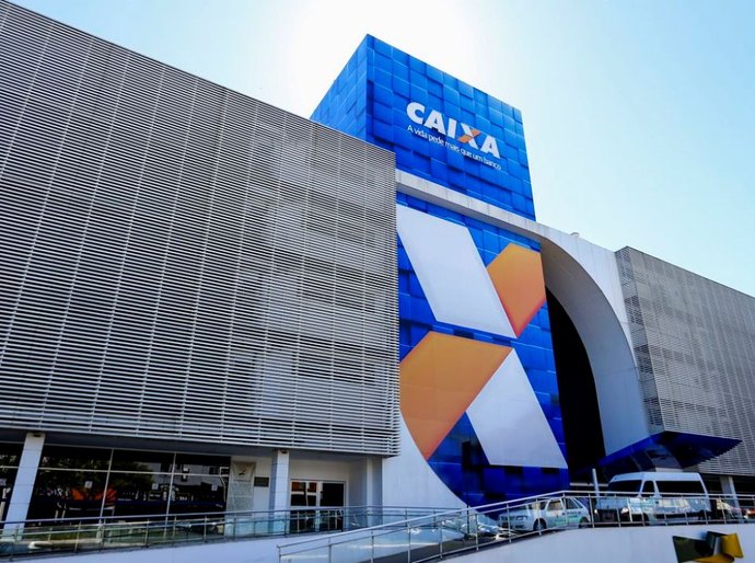 Caixa paga hoje auxílio emergencial a nascidos em março