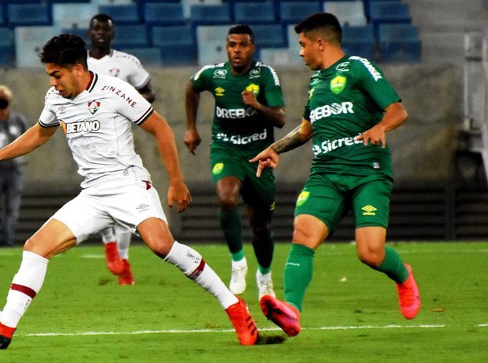 Cuiabá empata com o Fluminense na Arena Pantanal e fica em 9º no brasileirão