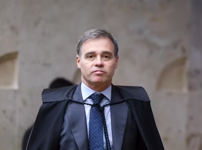 Mendonça se reúne com delegados do caso Master para avaliar andamento e próximos passos