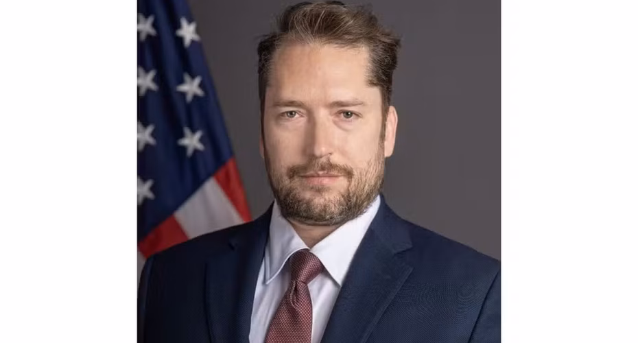 Moraes volta atrás e nega visita de assessor de Trump a Bolsonaro na cadeia