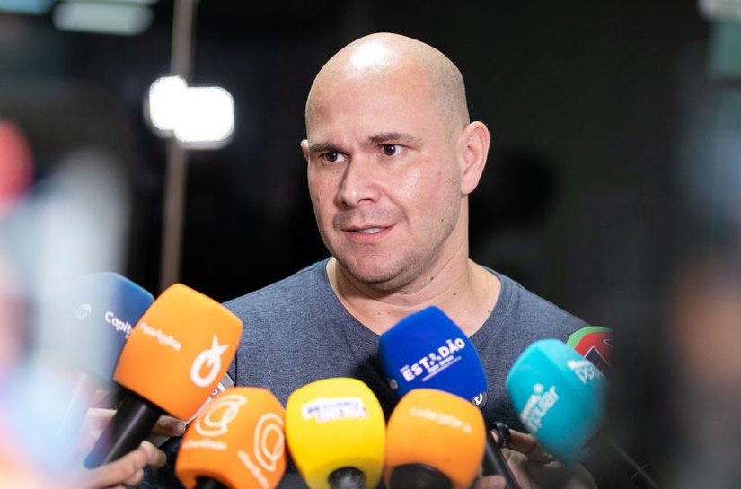 Abilio é contra reajuste da tarifa de água e avalia medidas para barrar aumento