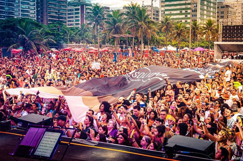 Evolução da Ômicron provoca mudanças na programação de grandes eventos