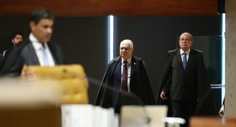 Gilmar defende saída de delegados da PF que atuam em gabinetes do STF