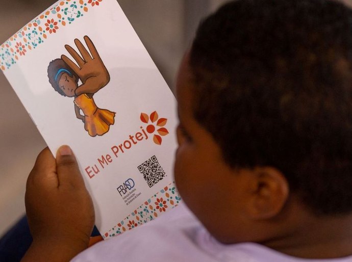 Imagens de abuso sexual infantil online crescem 70% no Brasil em 2023