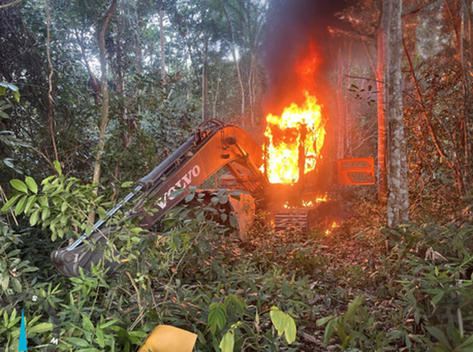 Veja Fotos: PF combate garimpo ilegal em terra indígena no Mato Grosso
