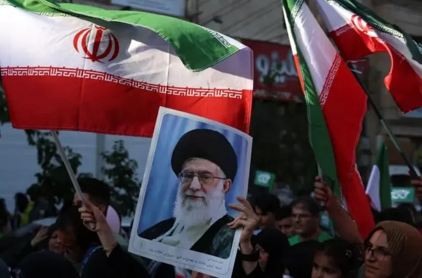 Quem é o líder supremo do Irã, Ali Khamenei, e qual a influência de sua família?
