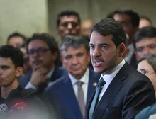 Como Alcolumbre e Flávio derrubaram Messias em derrota histórica para Lula