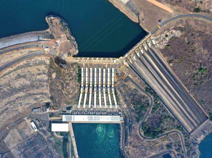 Cidades do Rio de Janeiro e de Minas Gerais registram apagão