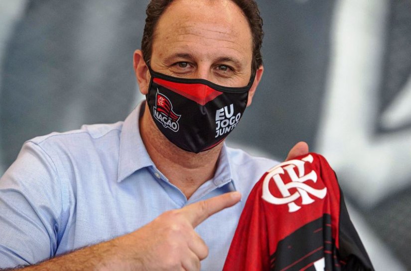 Apresentado, Rogério Ceni cita Zico e promete Flamengo ofensivo