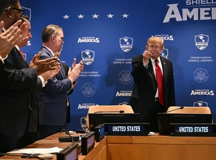 Como a nova direita que governa a América Latina se alinha a Trump diante dos olhos do mundo