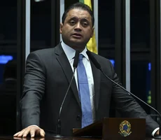 Parentes de senador Weverton Rocha e advogado são alvos de operação da PF
