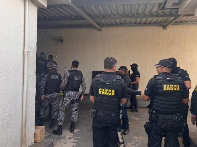Gaeco faz operação contra facção que atuava no tráfico em MT e RO