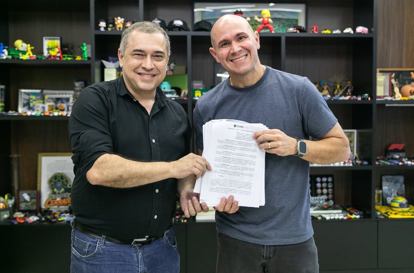 Câmara aprova projetos de Abilio que permitem negociar férias e ampliação da licença-paternidade para 30 dias