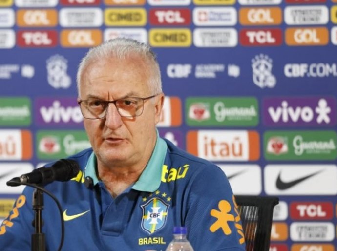 Dorival confirma escalação da Seleção e fala sobre planejamento de lesionados