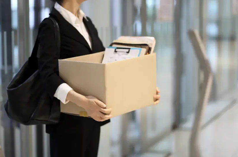 'Geração mais rejeitada da história'? O sofrimento de jovens adultos com competição sem precedentes por trabalho, amor e dinheiro