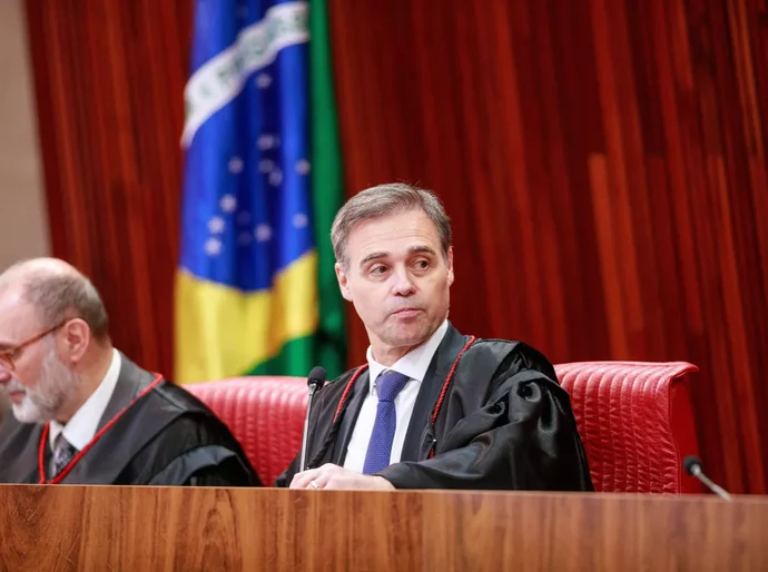 Entenda o que o TSE decidiu sobre a fake news de Nossa Senhora Aparecida