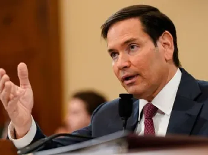 Rubio cancela vistos de servidores brasileiros ligados ao Mais Médicos