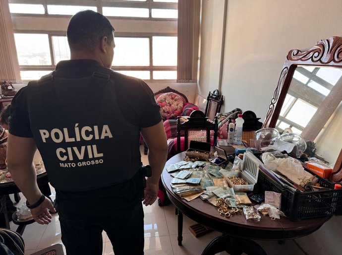 Advogada de Cuiabá é alvo da Polícia Civil por estelionato