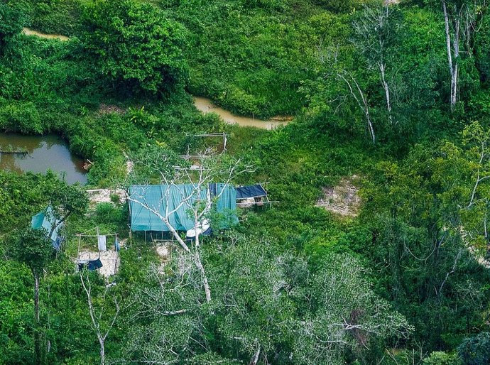 Garimpo ameaça indígenas isolados em área Yanomami