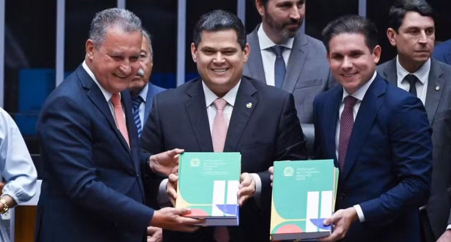 Na abertura do ano, Alcolumbre e Motta defendem o Congresso e comentam relação entre poderes: 'Paz não é omissão'