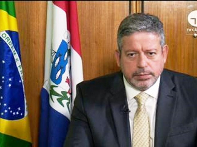 Lira diz que Câmara é ‘motor de pacificação’ entre Planalto e STF