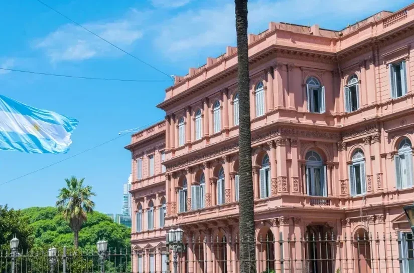 Casa Rosada diz não ter recebido pedido de asilo de Bolsonaro