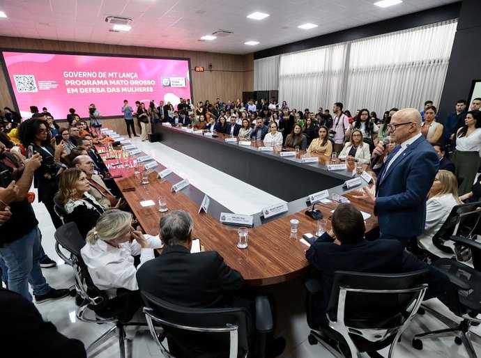 Governo de MT firma pacto com TJ, MP, AL, TCE e Defensoria em defesa das mulheres