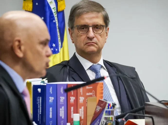 Delegados da PF pedem que Gonet se declare impedido em atos no caso Master