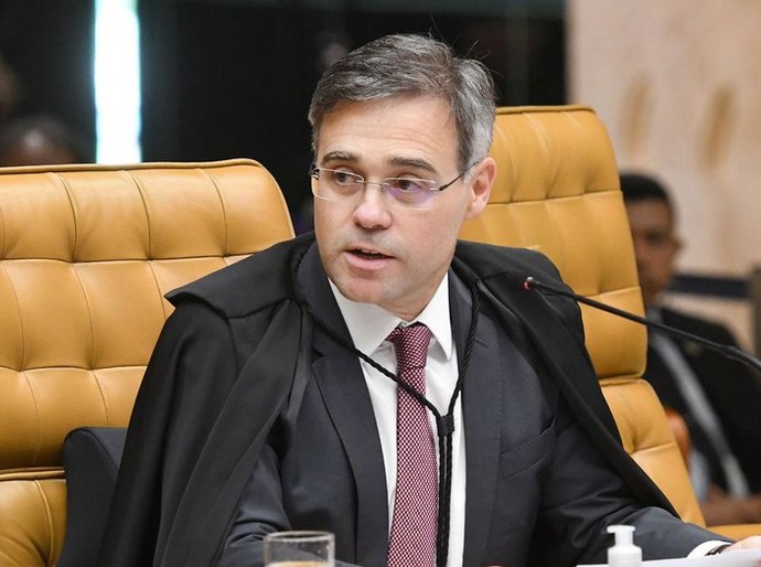 Ministro do STF autoriza auxiliar de Bolsonaro a não comparecer a CPI dos Atos Golpistas