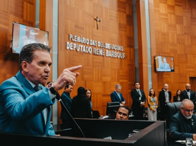 Sérgio Ricardo propõe mutirão e Refis para servidores com dívidas de consignados