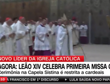 Papa Leão XIV escolhe altar voltado para cardeais em primeira missa