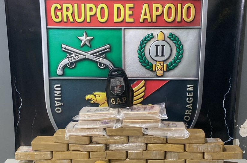 PM prende homem com 33 tabletes de pasta base de cocaína em Várzea Grande