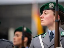 Como a ameaça da Rússia forçou a Alemanha a enfrentar tabu sobre forças militares