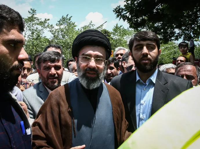 Mojtaba Khamenei, filho de Ali Khamenei, é escolhido líder supremo do Irã