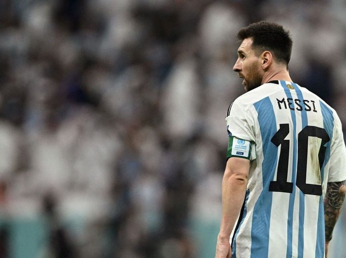 Encontro entre Messi e Lewandowski é o destaque da Copa na quarta
