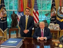 Flávio diz que pediu que Trump classifique PCC e CV como grupos terroristas