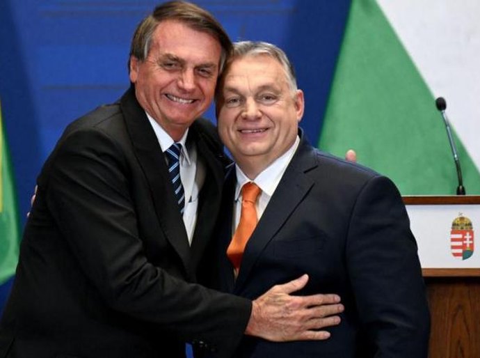 Bolsonaro na embaixada da Hungria: quais são os vínculos do ex-presidente com Viktor Orbán