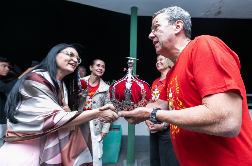 Prefeitura de Cuiabá recebe festeiros da Festa do Senhor Divino Espírito Santo