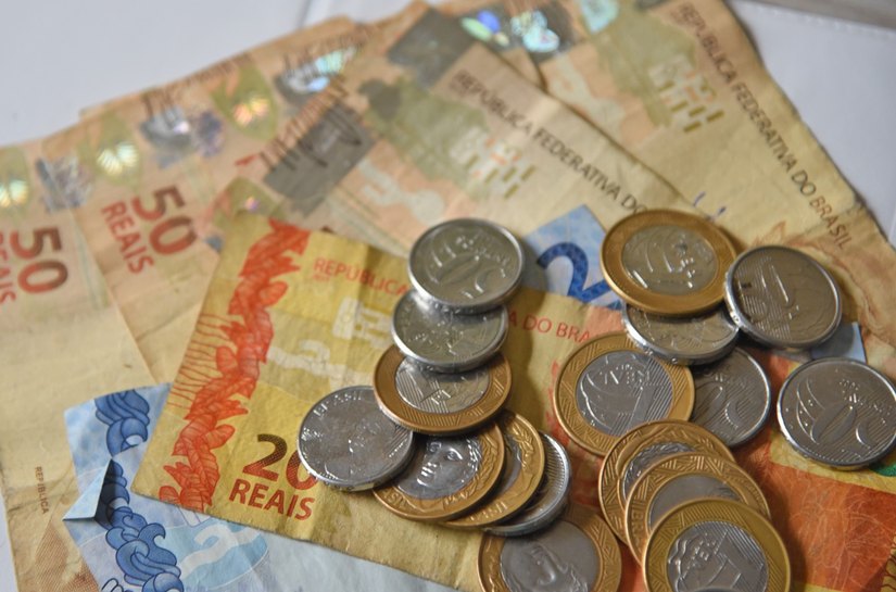 Com aumento de impostos, carga tributária bate recorde histórico em 2024 e alcança maior nível em mais de duas décadas