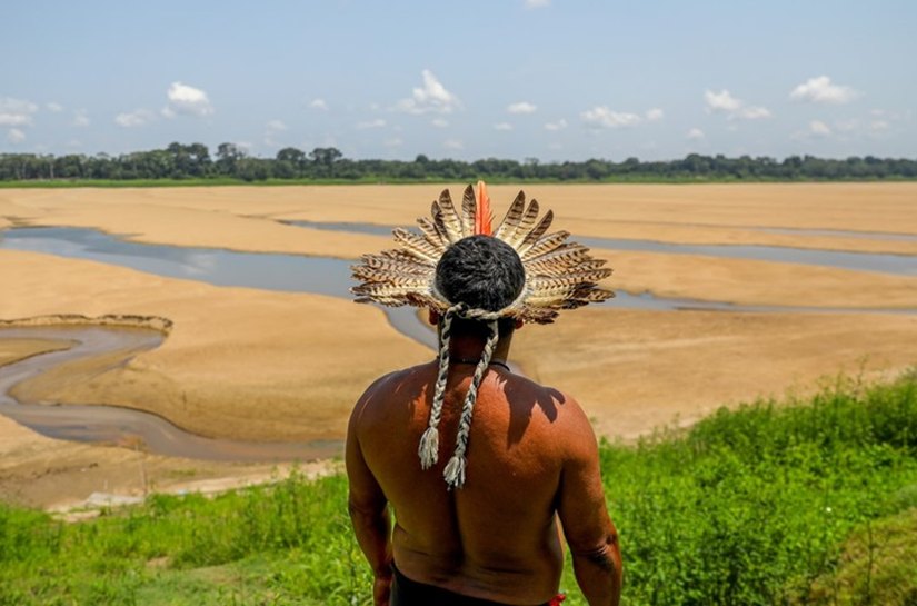 'Devastador': moradores da Amazônia temem que seca histórica seja prenúncio de 'ponto de não retorno'