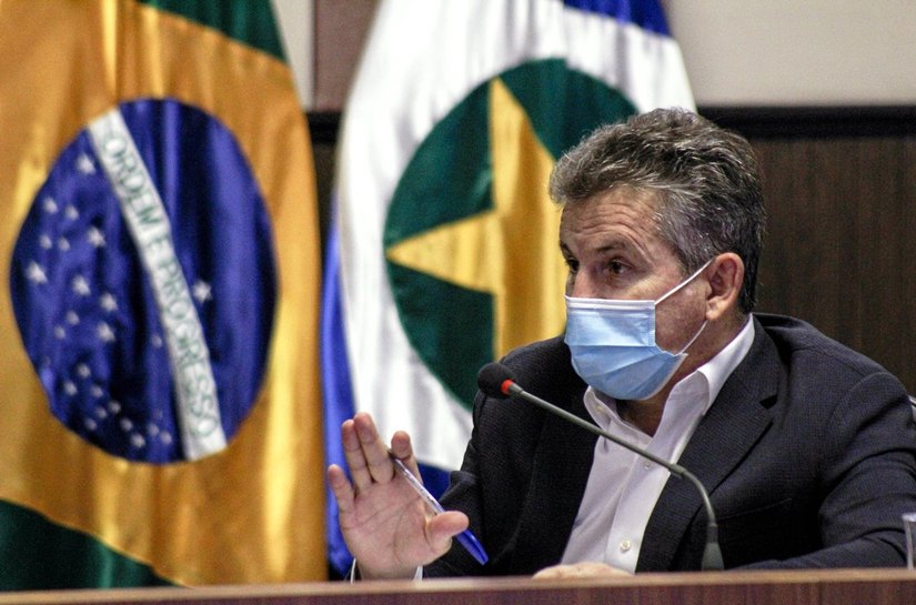 Mauro Mendes compra lotes de “kit-covid” para distribuir aos 141 municípios