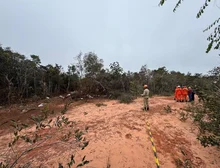 Avião de pequeno porte cai e deixa piloto e pesquisadora alemã mortos em Campo Grande