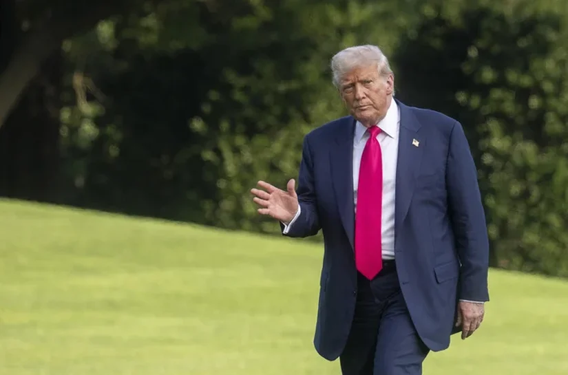 'Estamos fazendo isso porque eu posso', diz Trump sobre tarifas de 50% ao Brasil