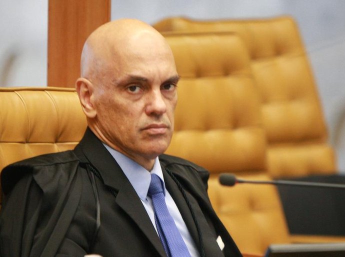 Moraes manda soltar 90 presos nos atos golpistas de 8 de janeiro