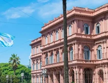 Casa Rosada diz não ter recebido pedido de asilo de Bolsonaro