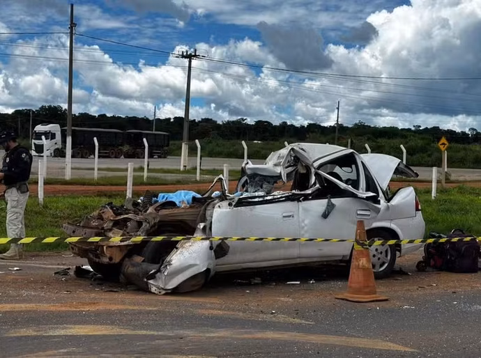 BR-163 volta a matar: batida violenta entre carro e carreta deixa dois mortos em Nova Mutum, MT