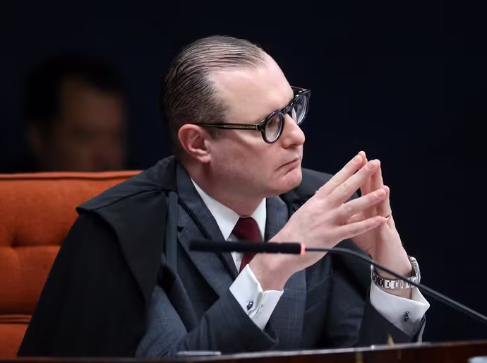 Zanin suspende eleições indiretas para governador do Rio de Janeiro