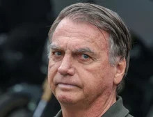 Moraes autoriza Bolsonaro a fazer festa de aniversário em casa para filha