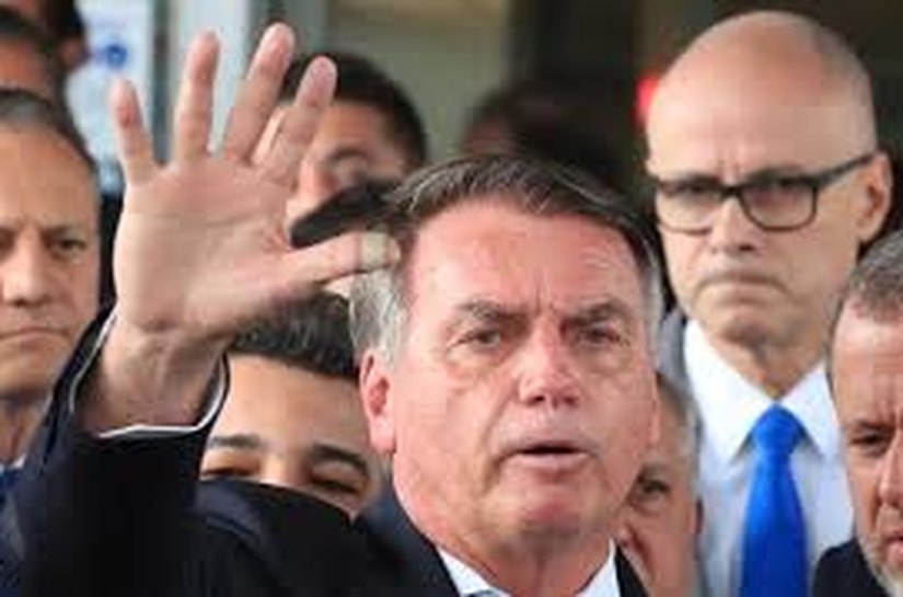 PF identifica movimentação de R$ 30 milhões por Bolsonaro em um ano